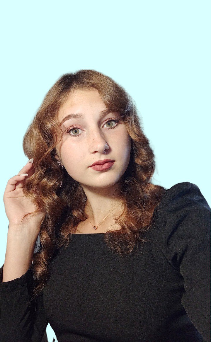 Макаренко Алеся Алексеевна.